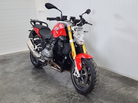 2017 BMW R 1200 R, красный, 849000 рублей, вид 2