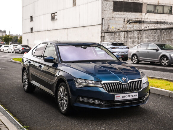 2022 Skoda Superb III Рестайлинг, синий, 2950000 рублей - вид 9