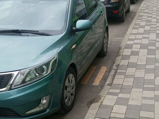 2012 Kia Rio III, зелёный, 850000 рублей, вид 2
