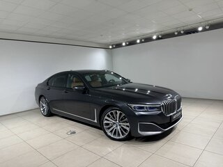 2022 BMW 7 серии 730d xDrive VI (G11/G12) Рестайлинг, чёрный, 6499000 рублей, вид 4
