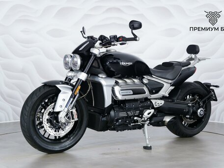 2020 Triumph Rocket 3, чёрный, 1999000 рублей, вид 3