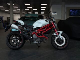2011 Ducati Monster 796, белый, 629000 рублей, вид 4