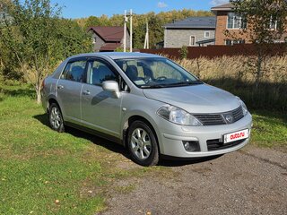 2010 Nissan Tiida I Рестайлинг, серебристый, 1000000 рублей, вид 2