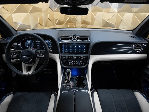 2025 Bentley Bentayga I Рестайлинг, синий, 37990000 рублей - вид 6