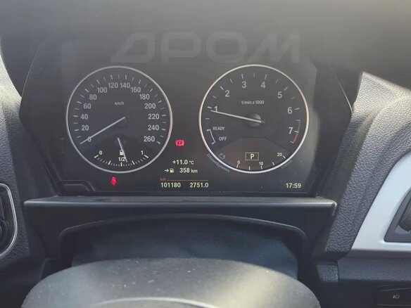 2016 BMW 1 серии 118i II (F20/F21) Рестайлинг, серый, 1300000 рублей - вид 5