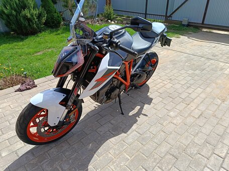 2019 KTM 1290 Super Duke R, чёрный, 1150000 рублей, вид 5