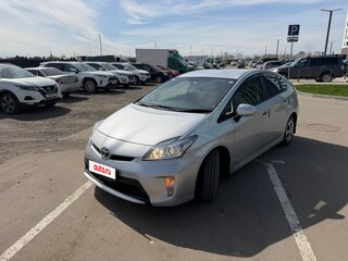 2014 Toyota Prius III Рестайлинг (XW30), серый, 1300000 рублей, вид 1