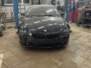 2006 BMW 6 серии 650i II (E63/E64), чёрный, 1425000 рублей, вид 3