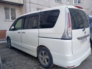 2012 Nissan Serena IV (C26), белый, 1050000 рублей, вид 2