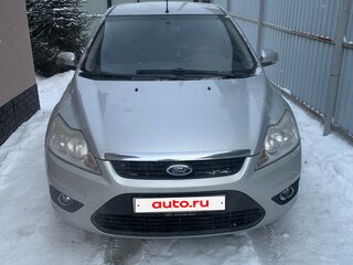 2009 Ford Focus II Рестайлинг, серебристый, 470000 рублей, вид 1
