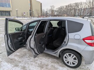 2012 Honda Fit II, серебристый, 1150000 рублей, вид 4