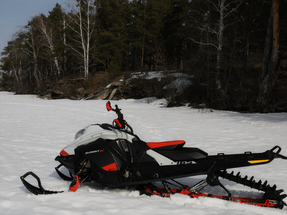 2020 BRP Ski-Doo Summit 850, серебристый, 1000000 рублей - вид 4