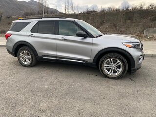 2022 Ford Explorer VI, серый, 4500000 рублей, вид 3