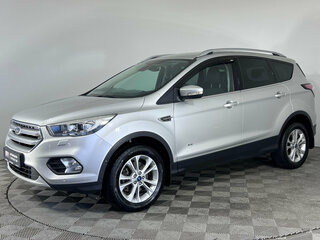 2017 Ford Kuga II Рестайлинг, серебристый, 1330000 рублей, вид 1