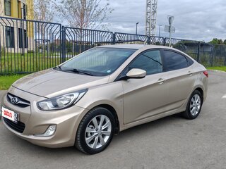 2012 Hyundai Solaris I, бежевый, 730000 рублей, вид 1