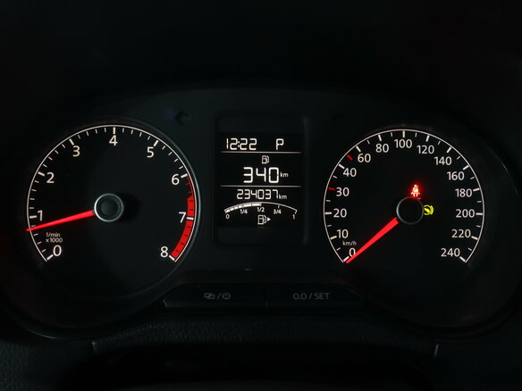2014 Volkswagen Polo V, чёрный, 689000 рублей - вид 8