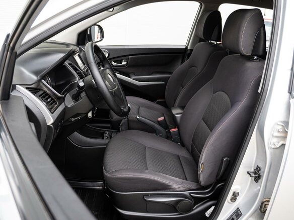 2014 SsangYong Actyon II Рестайлинг, серебристый, 1240000 рублей - вид 9