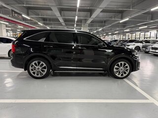 2022 Kia Sorento IV, чёрный, 3900000 рублей, вид 2