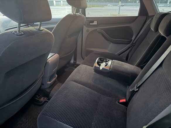 2008 Ford Focus II Рестайлинг, чёрный, 360000 рублей - вид 12