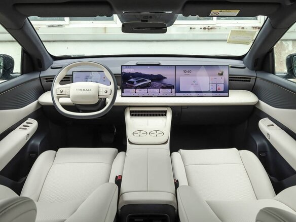 2026 Nissan NX8 73 kWh, чёрный - вид 7