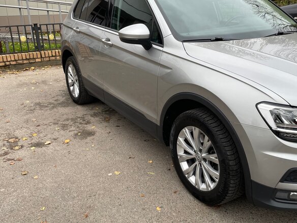 2019 Volkswagen Tiguan II, серебристый, 2800000 рублей - вид 8