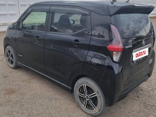 2019 Nissan Dayz MHEV II, чёрный, 750000 рублей, вид 4