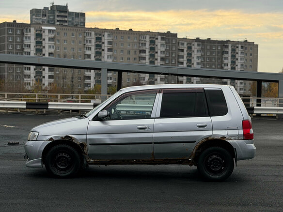 2001 Mazda Demio I (DW), серебристый, 109000 рублей - вид 8