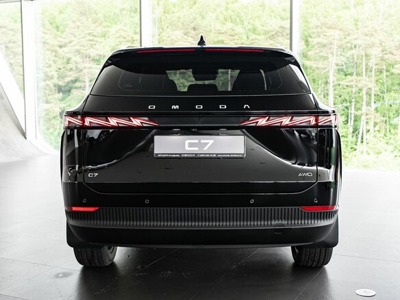 2026 Omoda C7, чёрный - вид 5
