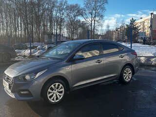 2017 Hyundai Solaris II, серый, 1200000 рублей, вид 4