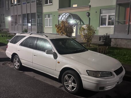 1998 Toyota Camry Gracia IV (XV20), белый, 480000 рублей, вид 4