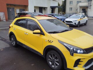 2021 Kia Rio X IV Рестайлинг, жёлтый, 1200000 рублей, вид 1
