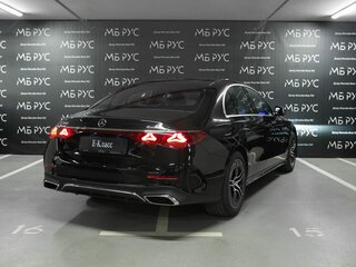 2026 Mercedes-Benz E-Класс 300 VI (W214, S214), чёрный, 10200000 рублей, вид 4