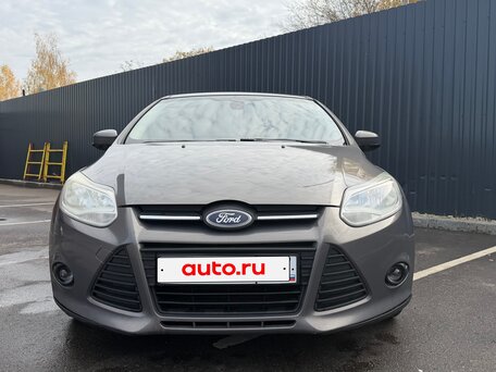 2012 Ford Focus III, серый, вид 2