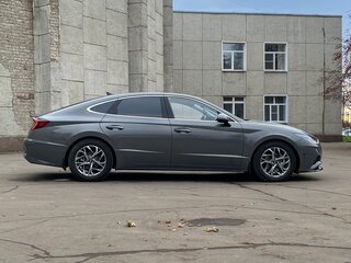 2021 Hyundai Sonata VIII (DN8), серый, 2900000 рублей, вид 2