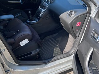 2010 Peugeot 308 I, серебристый, 500000 рублей, вид 5