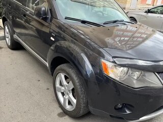 2007 Mitsubishi Outlander II, чёрный, 750000 рублей, вид 3