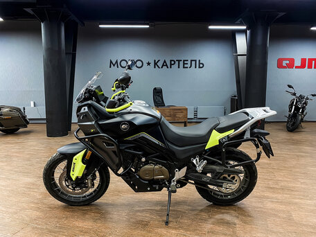 2026 QJMotor SVT 650 X, чёрный, 729000 рублей, вид 1