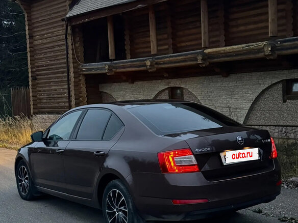 2014 Skoda Octavia III (A7), коричневый, 1135000 рублей - вид 2