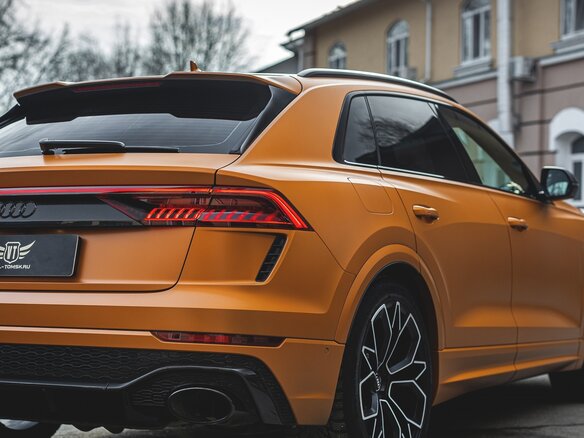 2021 Audi RS Q8 I, оранжевый, 11050000 рублей - вид 13
