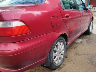 2007 Fiat Albea I Рестайлинг, красный, 189000 рублей, вид 5