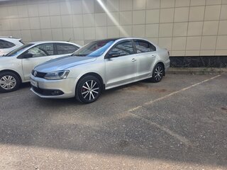 2012 Volkswagen Jetta VI, серебристый, 734000 рублей, вид 4