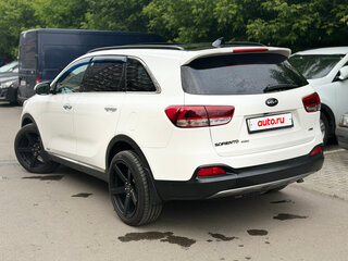 2017 Kia Sorento III Prime, белый, 2850000 рублей, вид 3