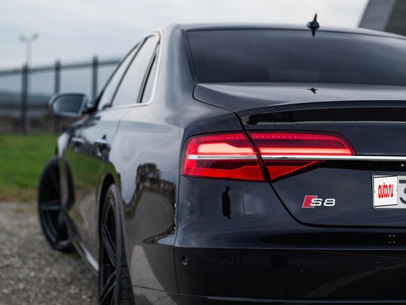 2014 Audi S8 III (D4) Рестайлинг, чёрный, 4500000 рублей - вид 12