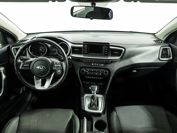 2018 Kia Ceed III, белый, 1599700 рублей - вид 12