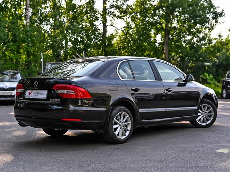 2014 Skoda Superb DSG II Рестайлинг, коричневый, 830000 рублей, вид 2