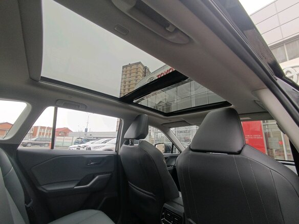 2026 Toyota RAV4 VI (XA60), чёрный - вид 13