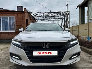 2017 Honda Accord X, белый, 2299000 рублей, вид 4