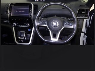 2018 Nissan Serena V (C27), белый, 2100000 рублей, вид 5