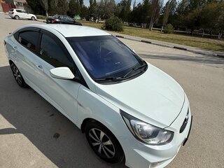 2012 Hyundai Accent IV, белый, 870000 рублей, вид 1