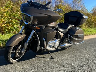 2013 Victory Cross Country, коричневый, 1220000 рублей, вид 1
